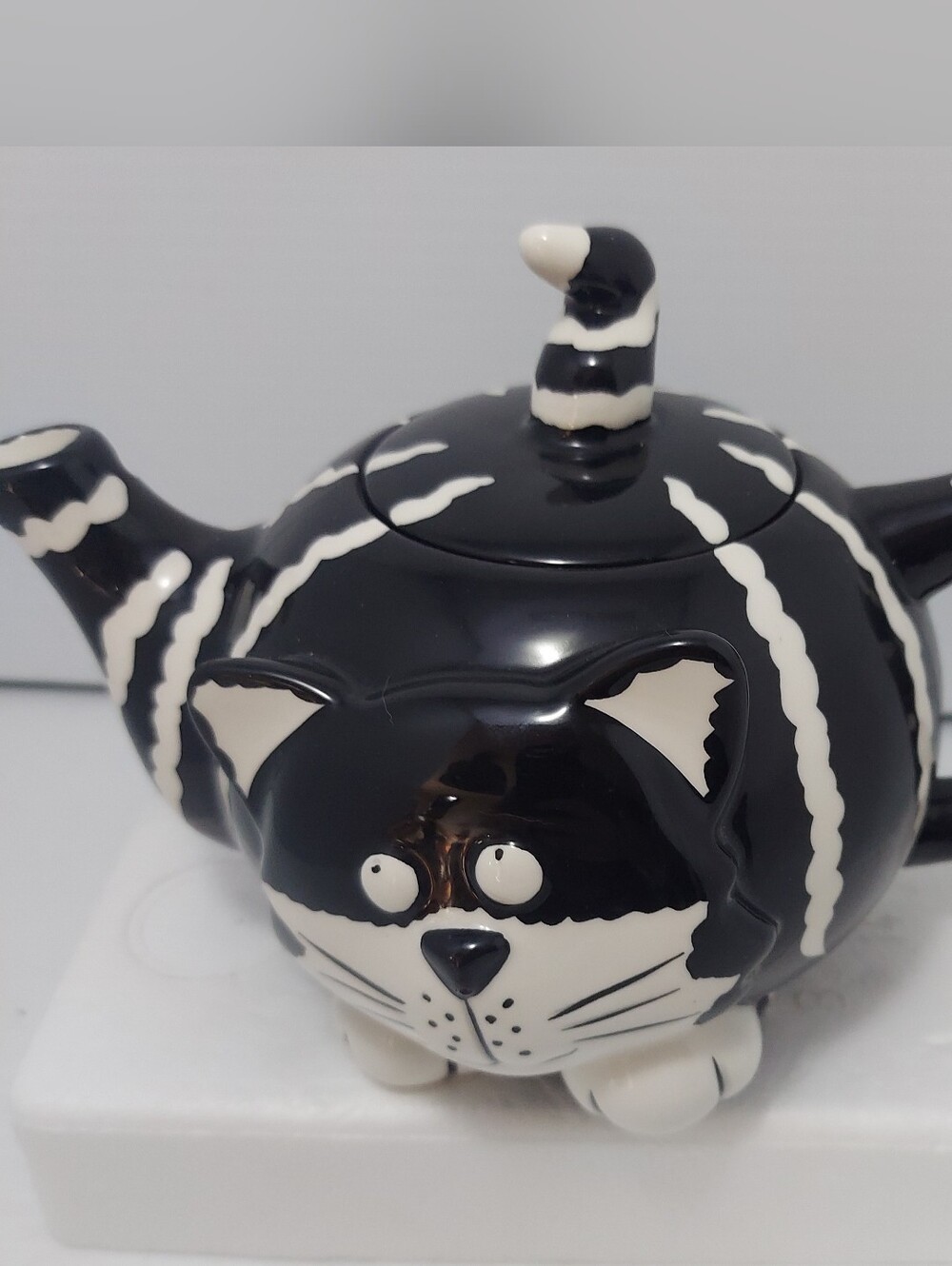 Burton & Burton "Chester The Cat" Teapot Black & White Striped Vintage